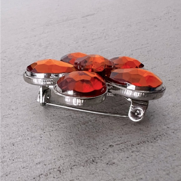 Amber Orange Floral Brooch Pin Rhinestone Flower Metallic Retro Statement - Picture 9 of 16
